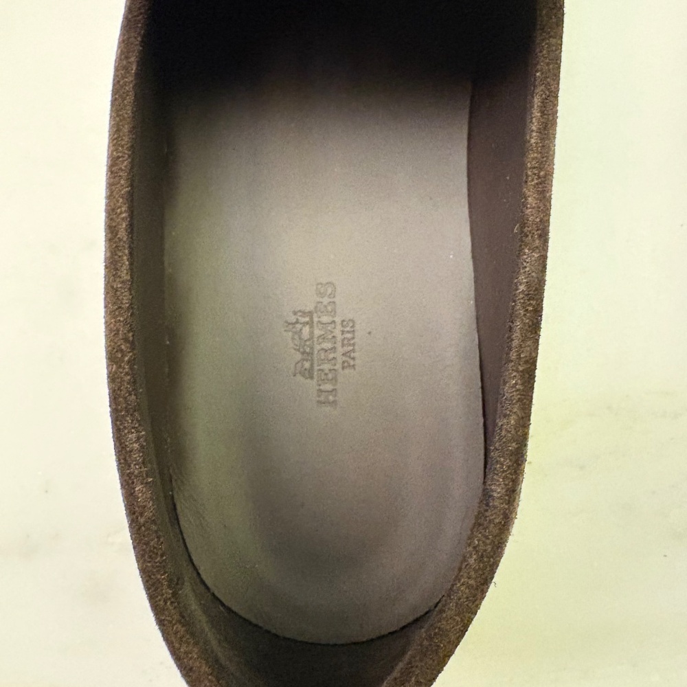 Beautiful Hermes Ignacio Suede Loafers in this season's chocolate brown - Picture 8 of 10